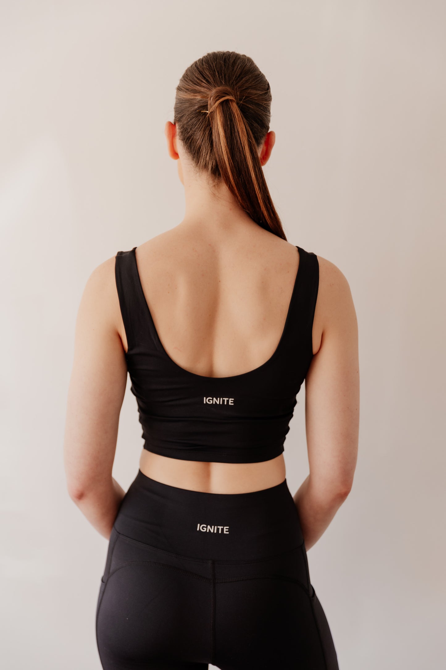 Cropped Super Soft Vest - Black