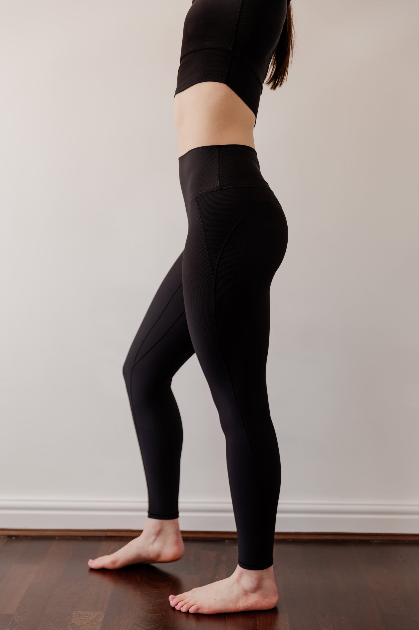 Signature Ribbed Leggings